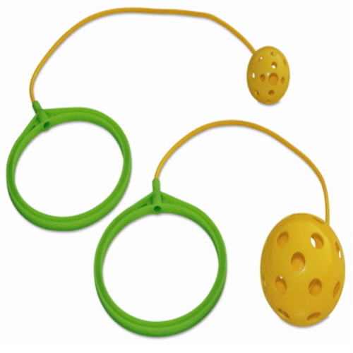 Ss 다우리-스윙볼 점프 게임 구성: PVC줄 플라스틱 공, 발고리 사이즈 : 일반용(공지름 약 10.5cm) , 초등용(공지름 약 5.5cm)/학교용품/체육용품/운동회