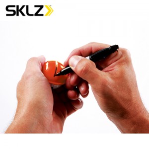 Ss 스킬스-스팟라이너 (Spot Liner®) 구성-라인마커 펜, (포장크기)가로-약9cm 세로-약5cm 중량-약20g 빨강, 재질-플라스틱. 퍼팅라인 마킹세트/골프/학교/골프트레이닝/체육/골프연습